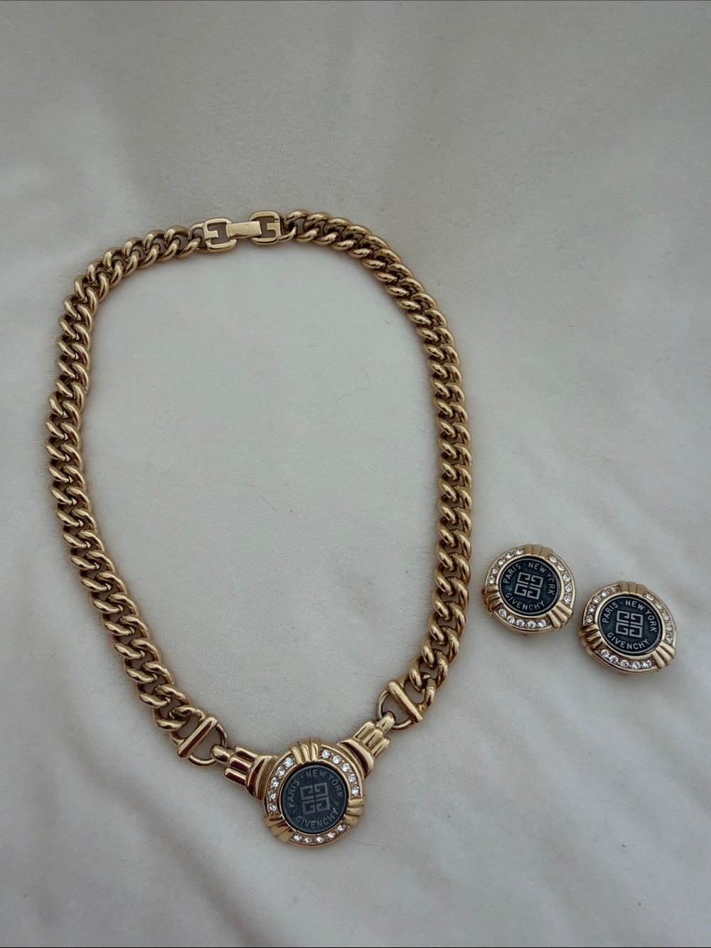Givenchy Gold Chain Necklace with Black Logo Medallion and Matching Earrings - Picture 5 of 10